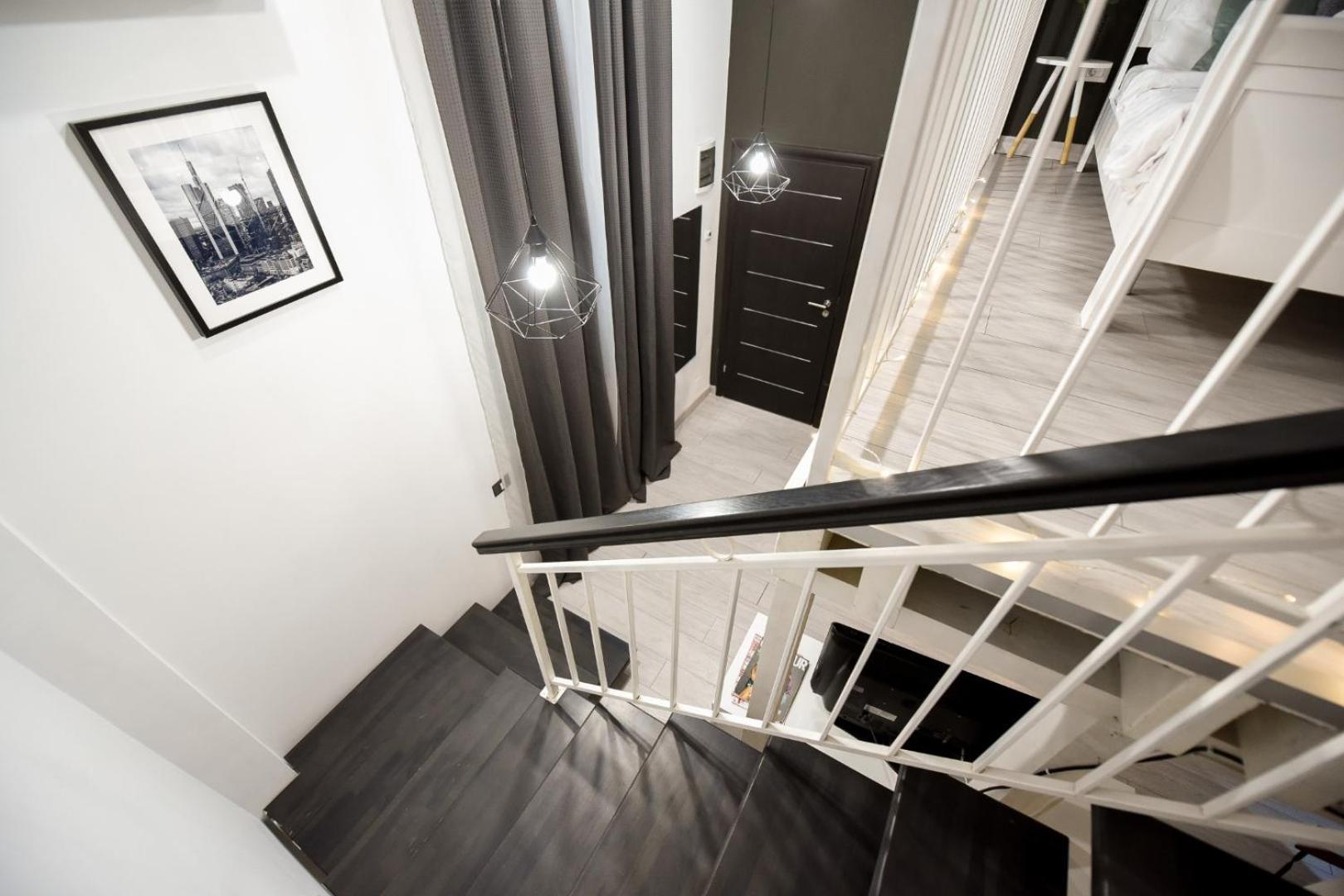 Central Comfort - Duplex-Style Studios On Regina Elisabeta Bucharest Room photo
